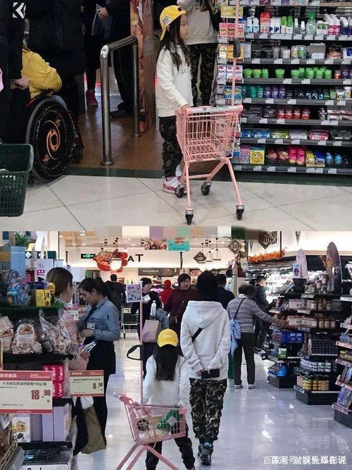 离婚后,贾乃亮现身机场显得干练有型,李小璐忙着和女儿商场购物